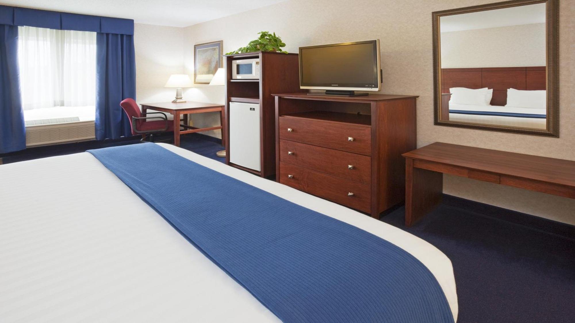 Express By Ihg Hotel