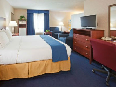 Express By Ihg Hotel 2*