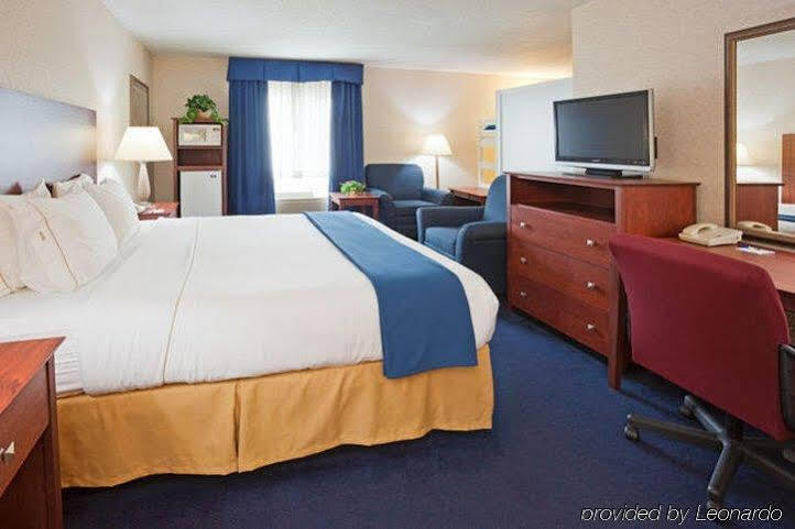 Express By Ihg Hotel